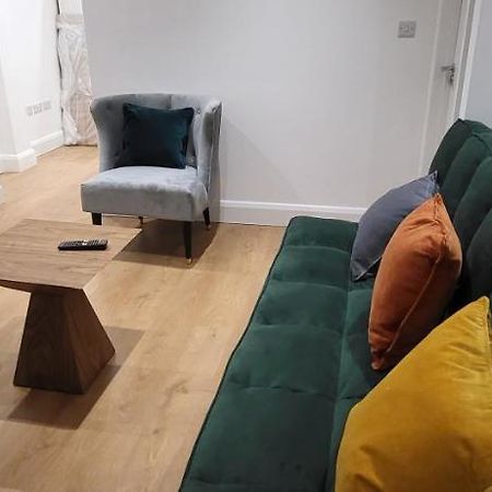 Garland Stylish Apartment 1 In Greater Лондон Экстерьер фото